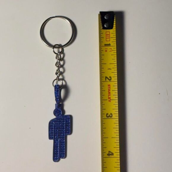 Billie Eilish Blue Blohsh Keychain - Picture 2 of 3